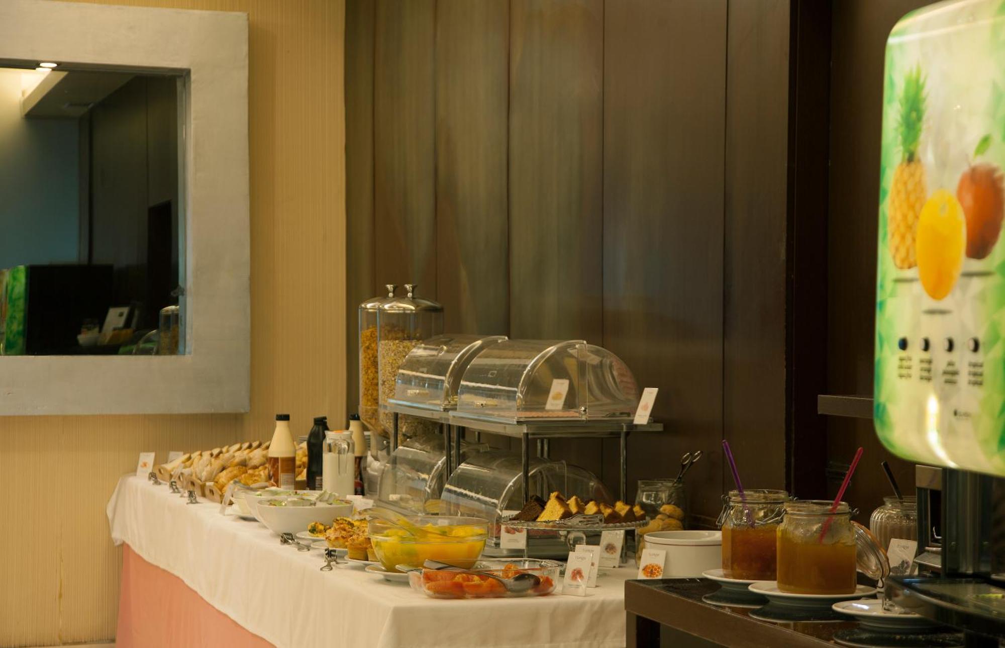 Turim Restauradores Hotel, Lisbon